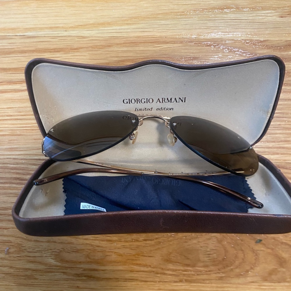 Giorgio Armani 261/S Sunglasses - Picture 6 of 6